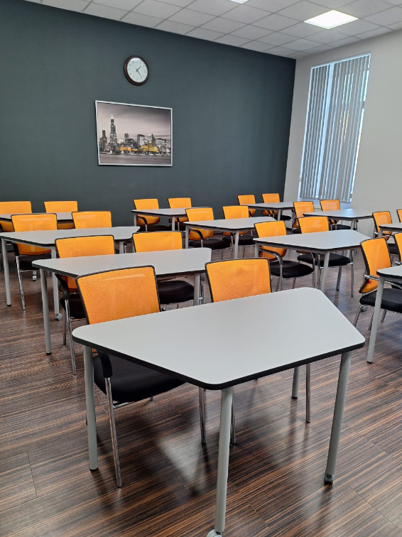 картинка Стол Трап столешница трапеция ЛДСП 25мм 1600*800*750 от магазина Montegros