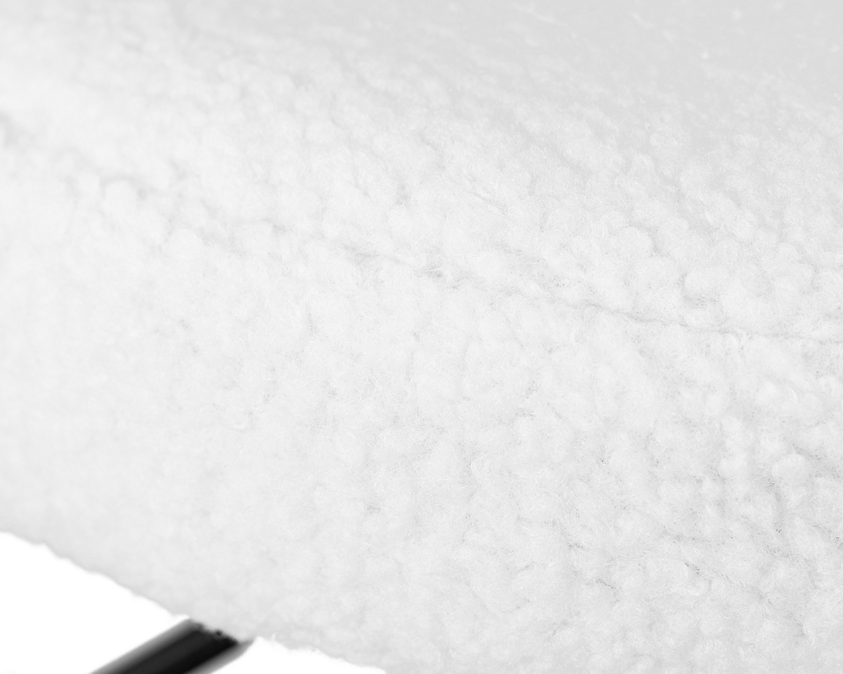 картинка Табурет барный DOBRIN TEDDY BLACK, белый букле (13) от магазина Montegros